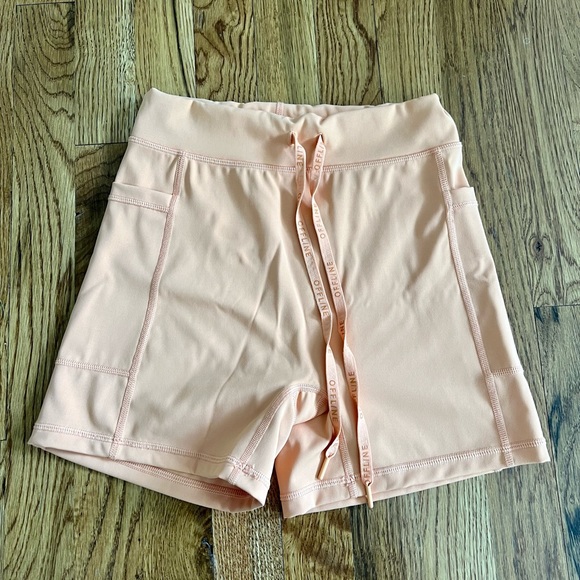 Aerie Offline biker shorts - Picture 1 of 3